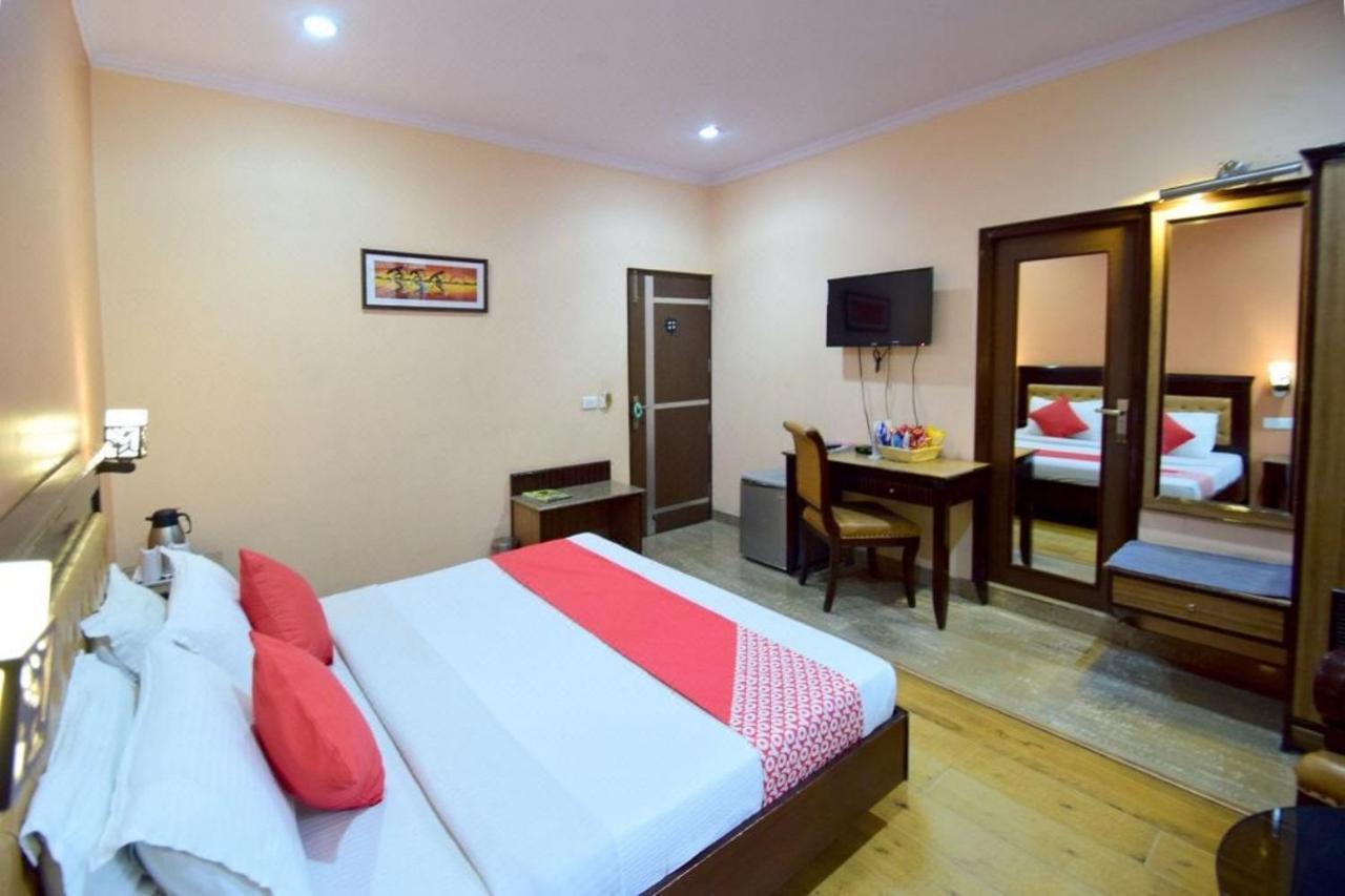 Goroomgo Marc Shimla Near Mall Road - Luxury Room - Excellent Service - Ample Parking - Best Hotel In ชิมลา ภายนอก รูปภาพ